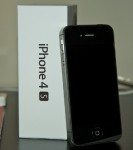 For Sale ://Apple iPhone 4S 32GB //Unlocked Apple iPhone 4G 32GB